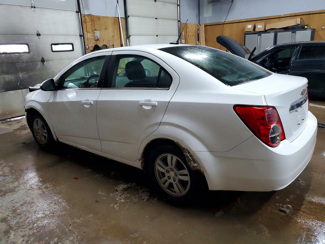 2014 CHEVROLET SONIC LT photo 4