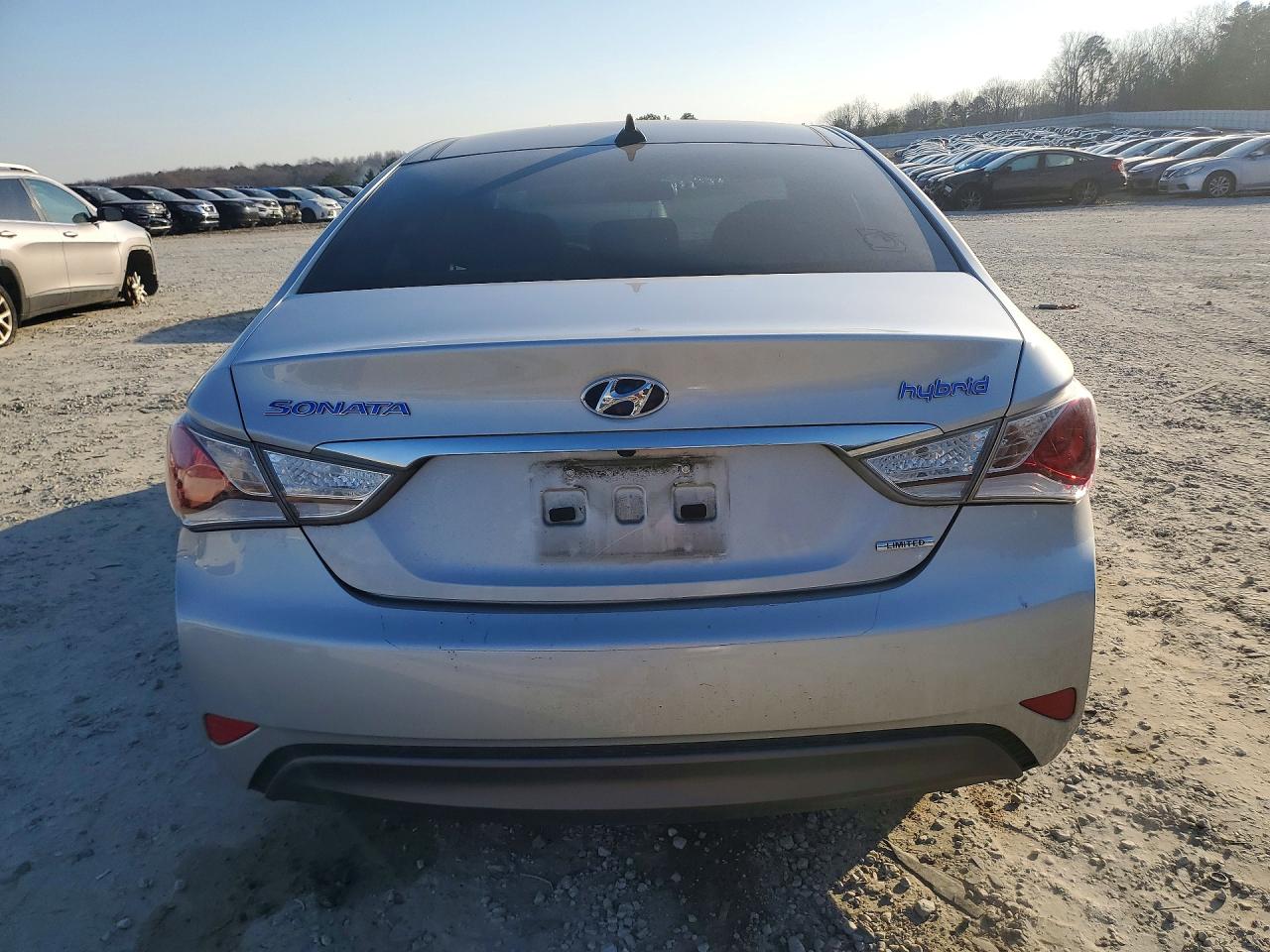 2015 HYUNDAI SONATA HYBRID photo 6