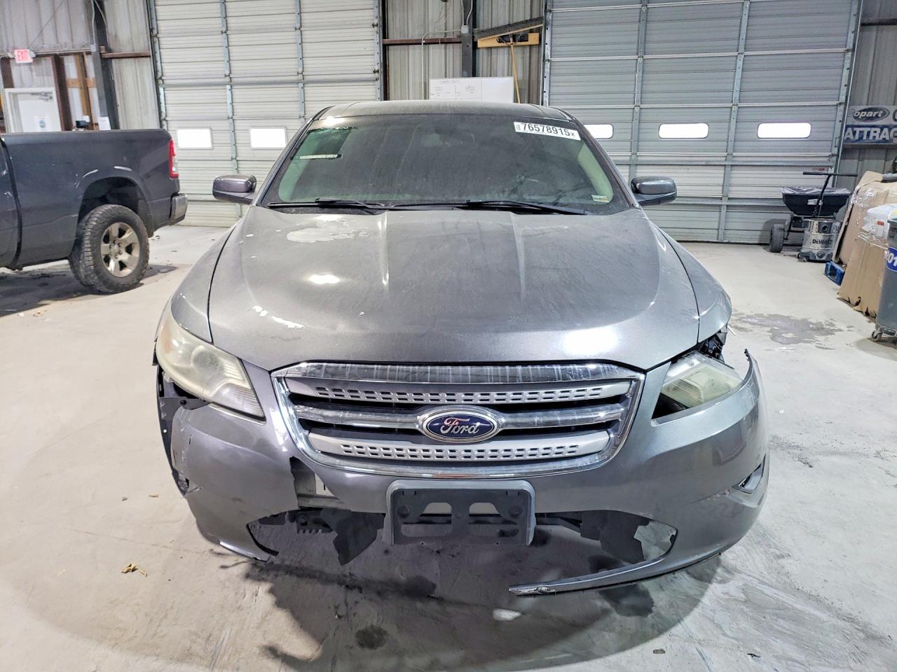 2011 FORD TAURUS SEL photo 5