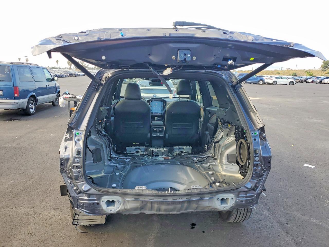 2025 SUBARU FORESTER SPORT photo 11
