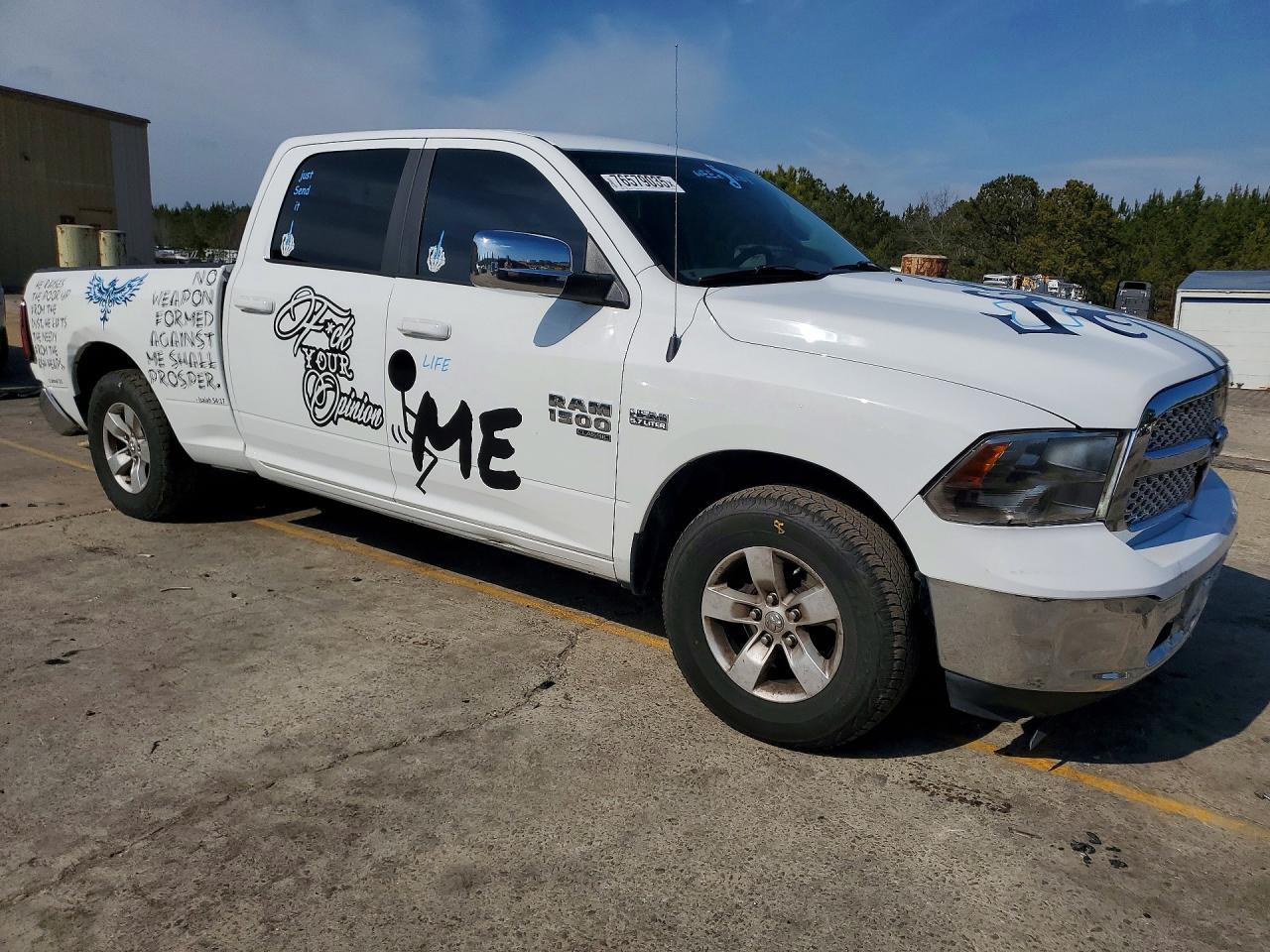 2019 RAM 1500 CLASSIC SLT photo 7