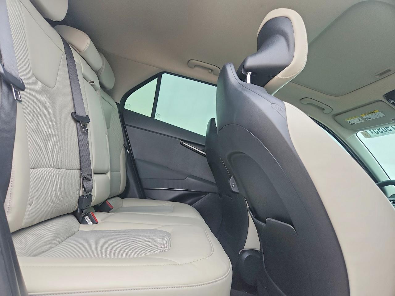 2023 KIA NIRO EX photo 10