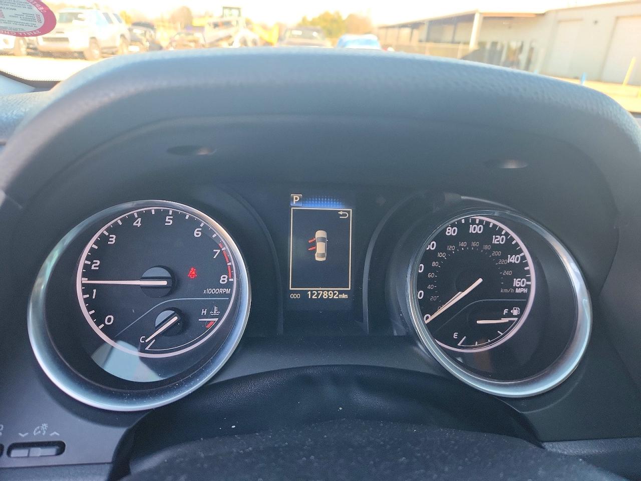 2018 TOYOTA CAMRY L photo 9