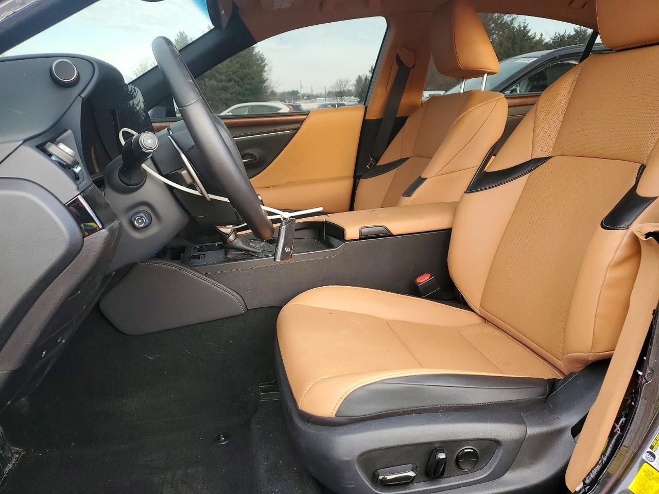 2025 LEXUS ES 350 BASE photo 13