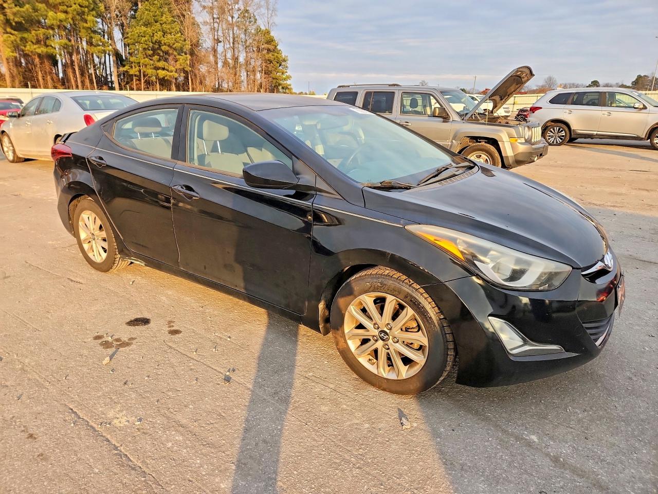 2016 HYUNDAI ELANTRA SE photo 7