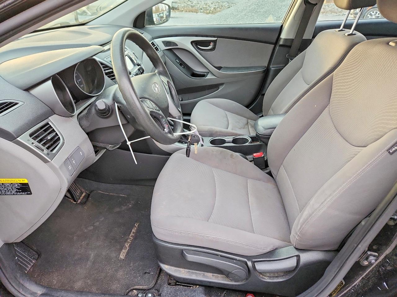 2016 HYUNDAI ELANTRA SE photo 13