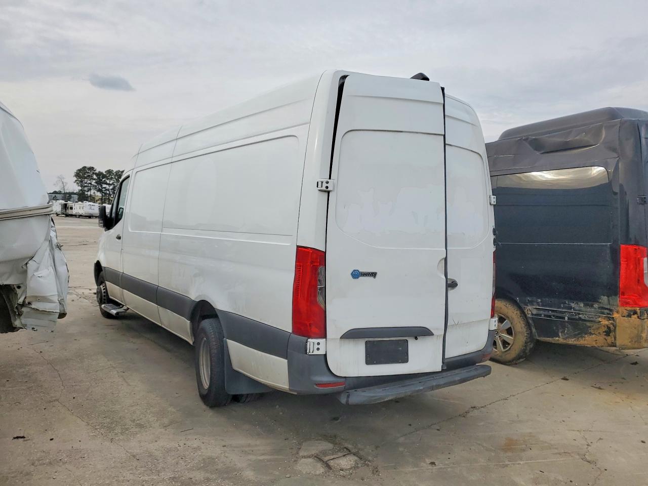 2022 MERCEDES-BENZ SPRINTER 3500 photo 2