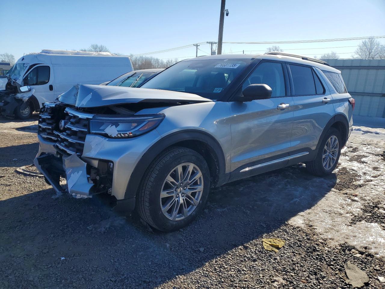2025 FORD EXPLORER