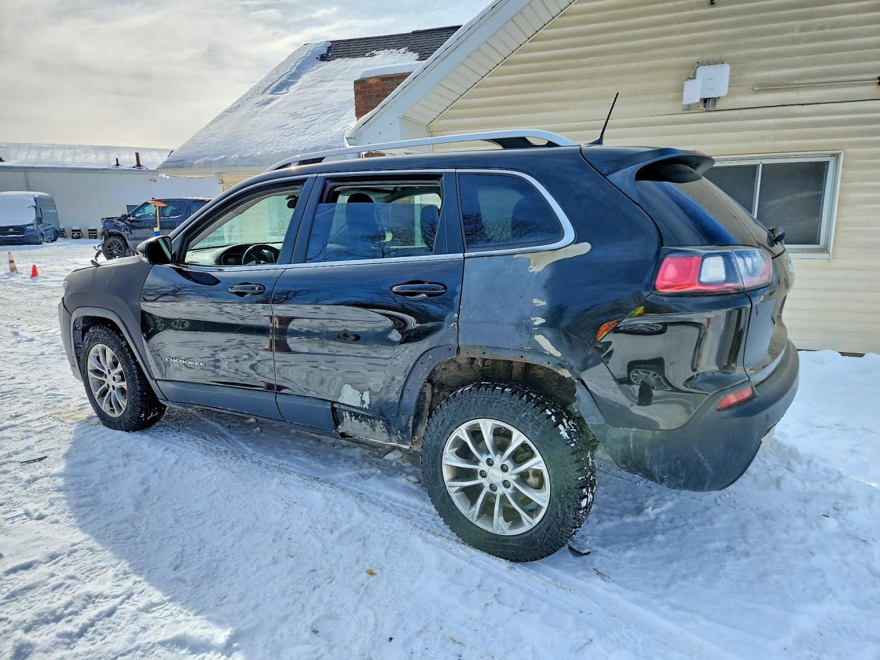 2019 JEEP CHEROKEE LATITUDE PLUS photo 2