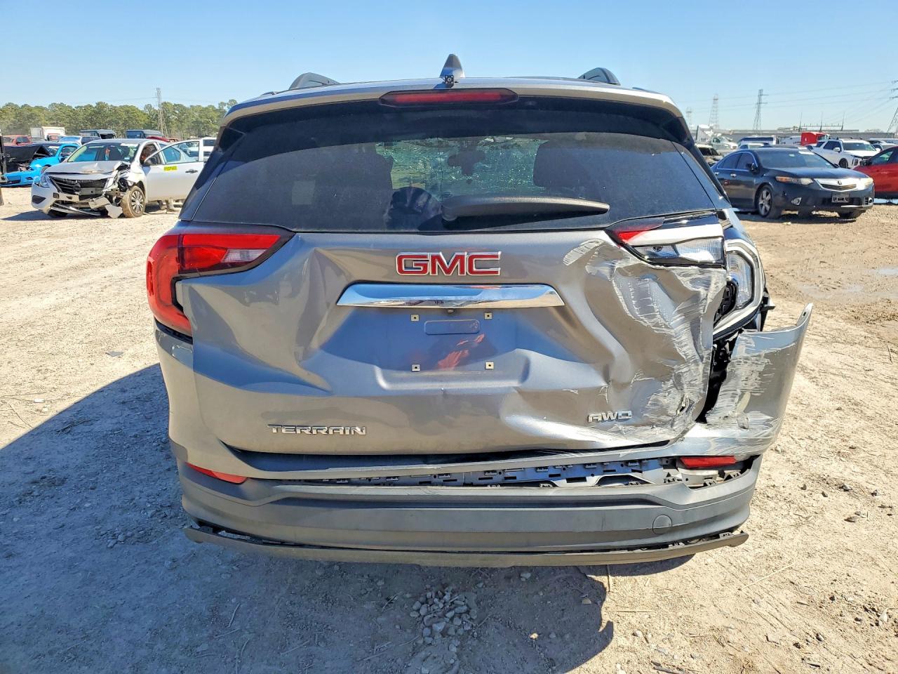 2018 GMC TERRAIN SLE photo 6