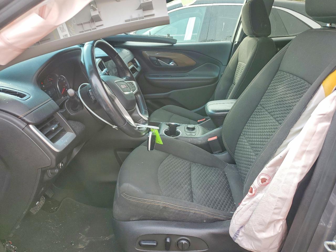 2018 GMC TERRAIN SLE photo 7