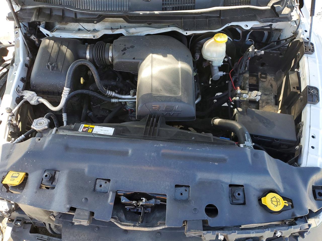 2017 RAM 1500 ST photo 31