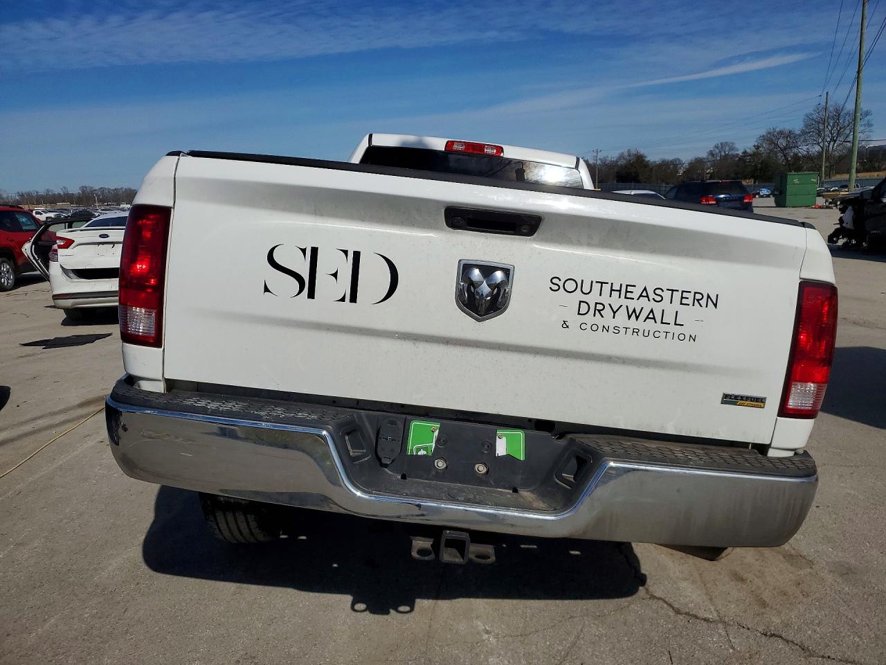2017 RAM 1500 ST photo 16