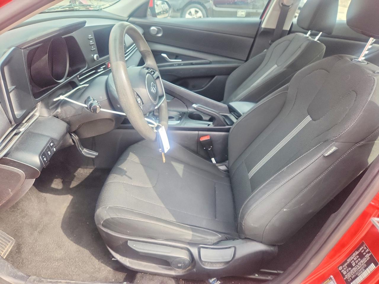 2021 HYUNDAI ELANTRA SE photo 13