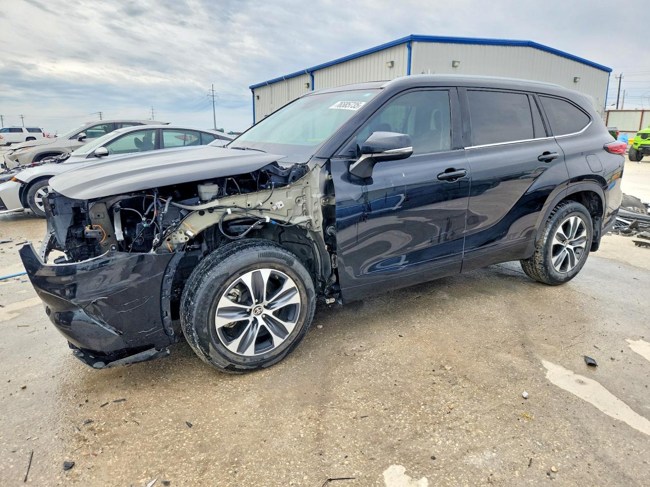 2023 TOYOTA HIGHLANDER