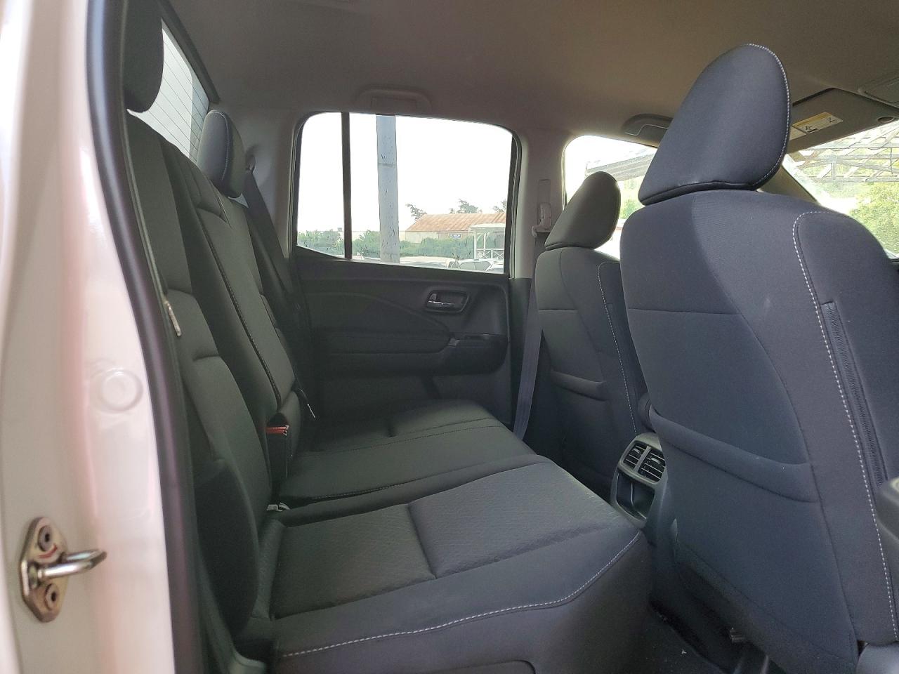2019 HONDA RIDGELINE SPORT photo 10