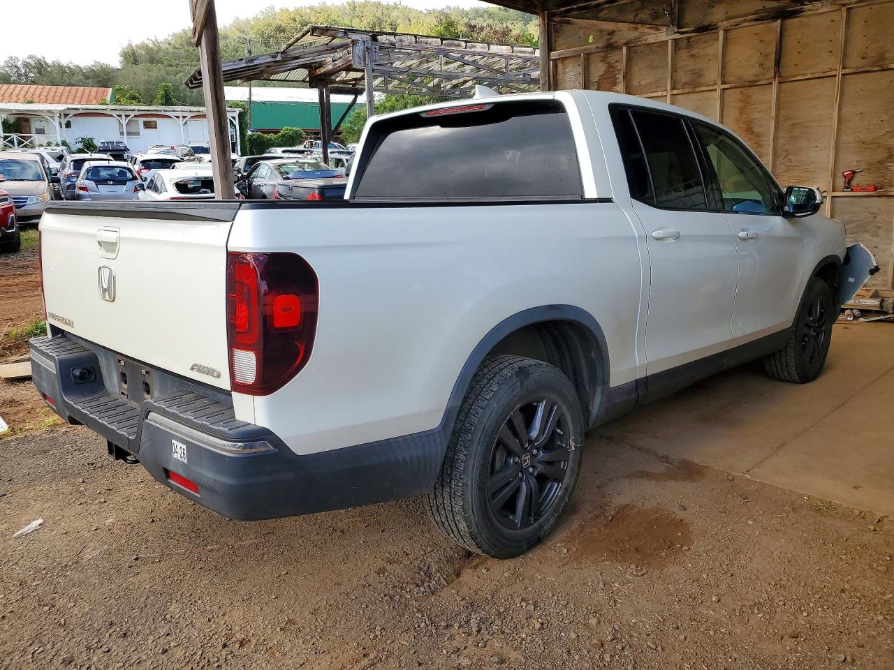 2019 HONDA RIDGELINE SPORT photo 3