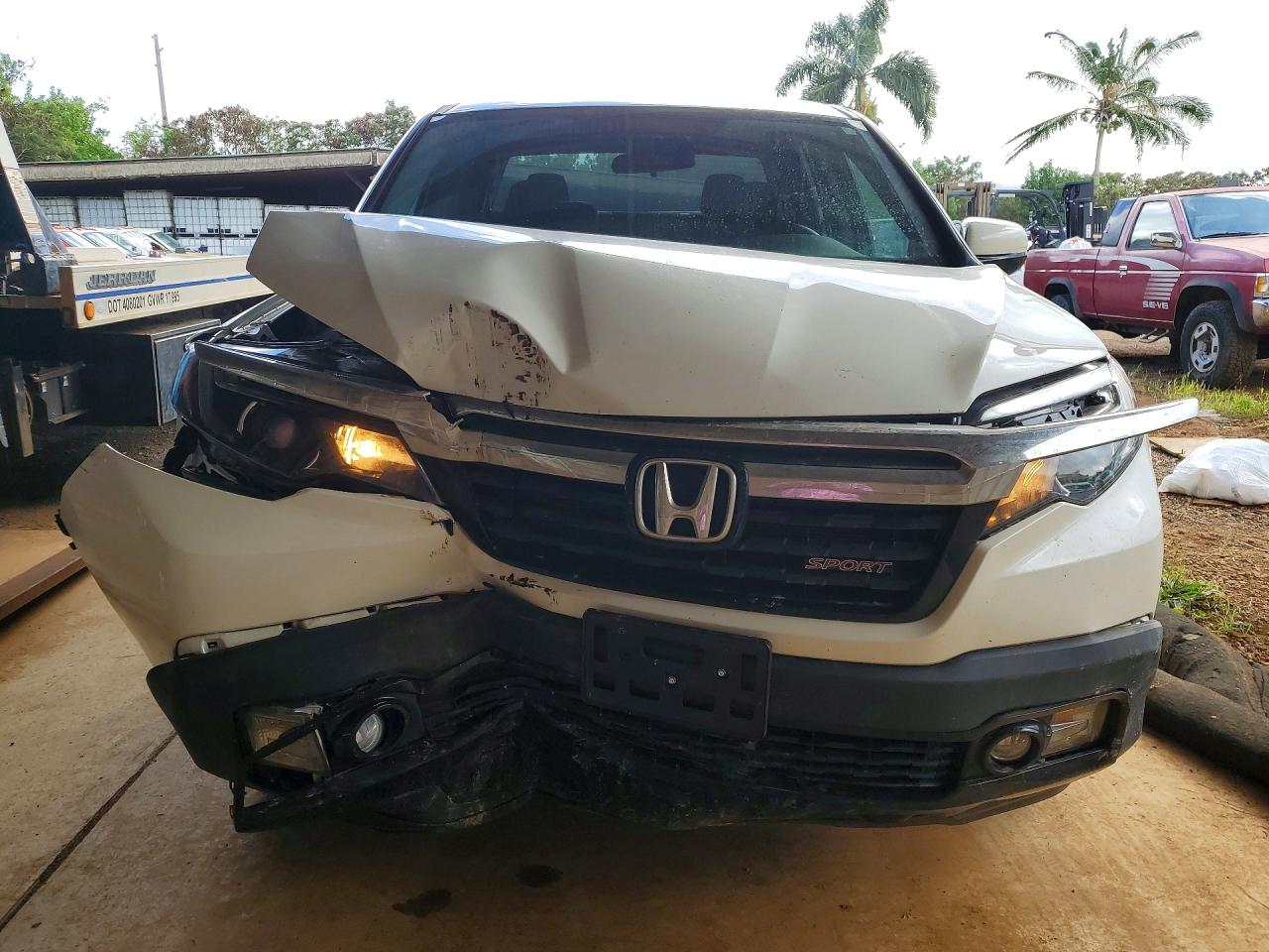 2019 HONDA RIDGELINE SPORT photo 5