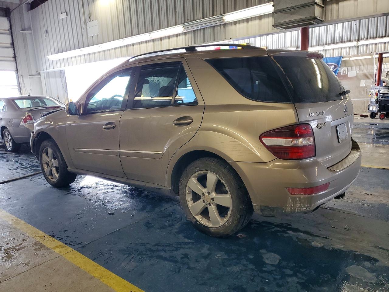 2009 MERCEDES-BENZ ML 350 photo 3