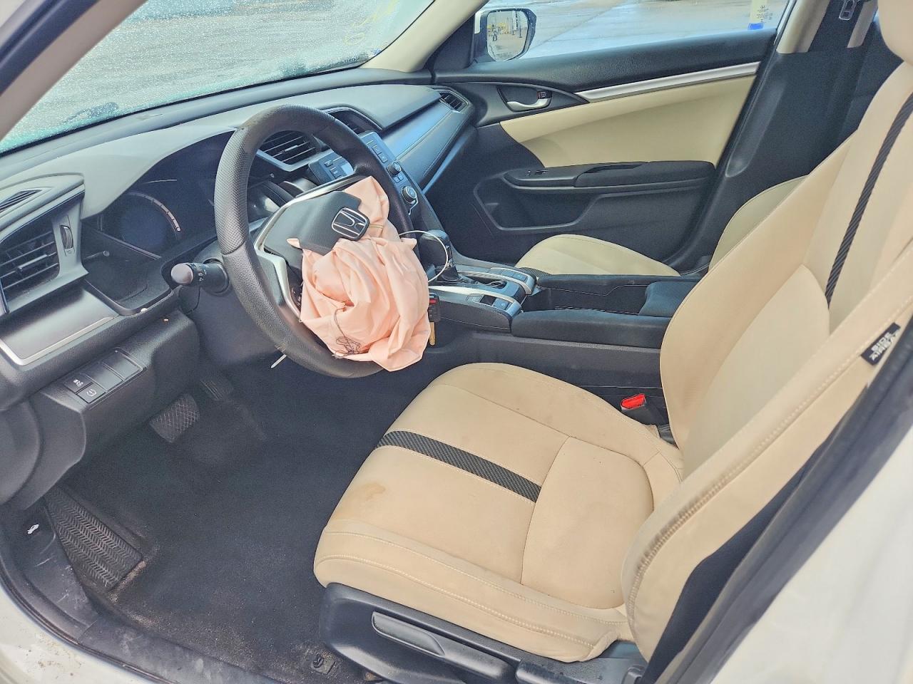 2016 HONDA CIVIC LX photo 13