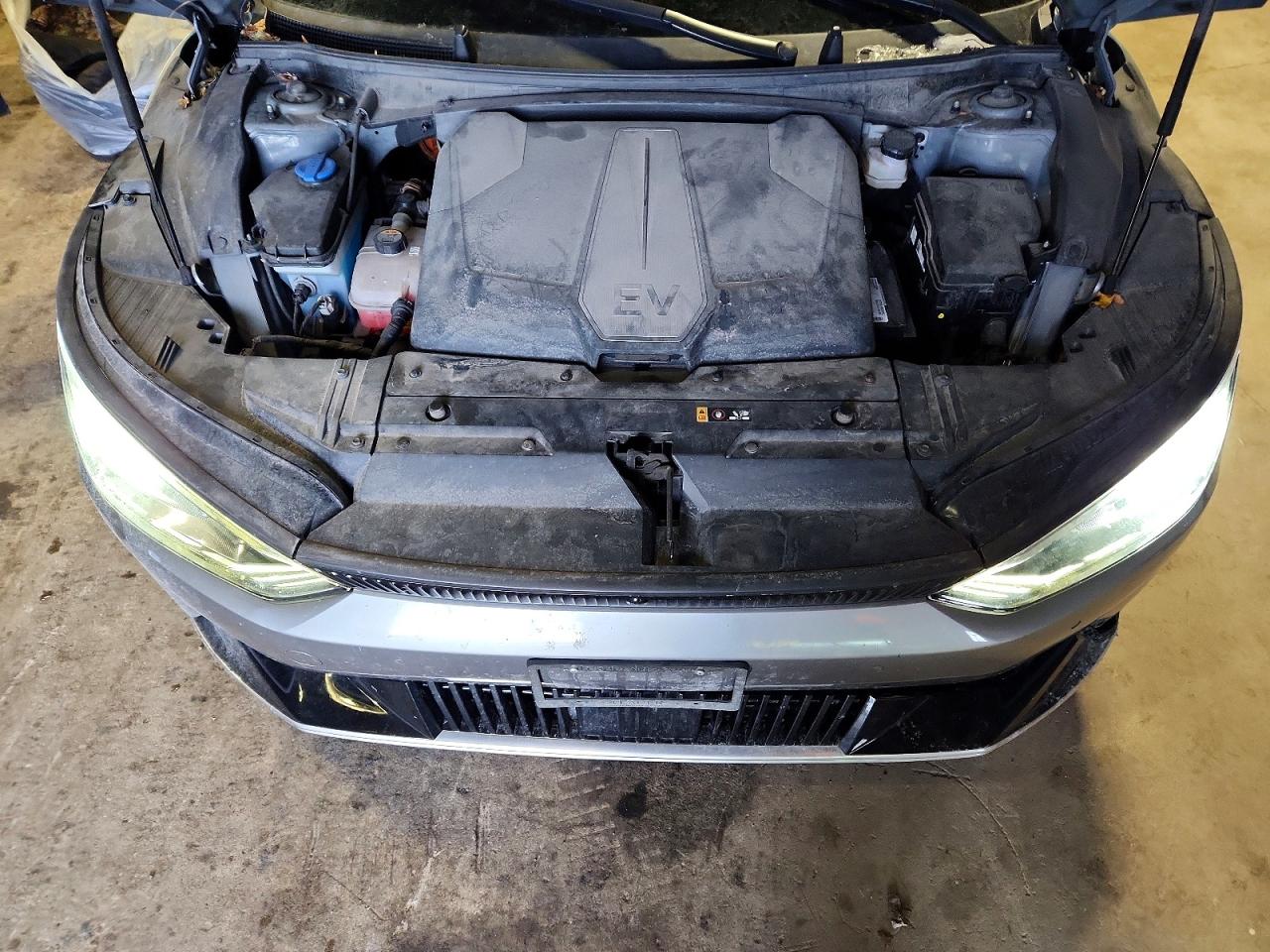2022 KIA EV6 LIGHT photo 19