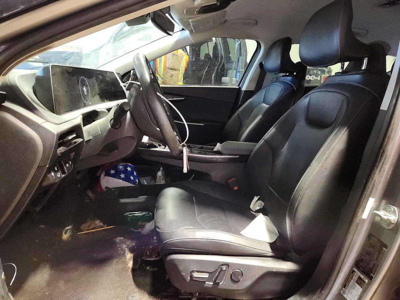 2022 KIA EV6 LIGHT photo 11