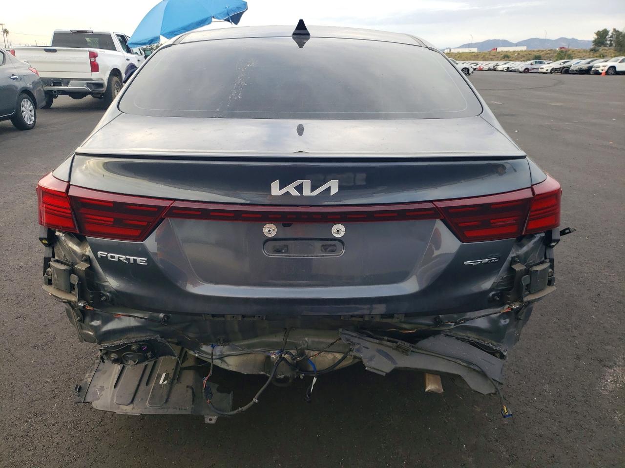 2023 KIA FORTE GT-LINE photo 11