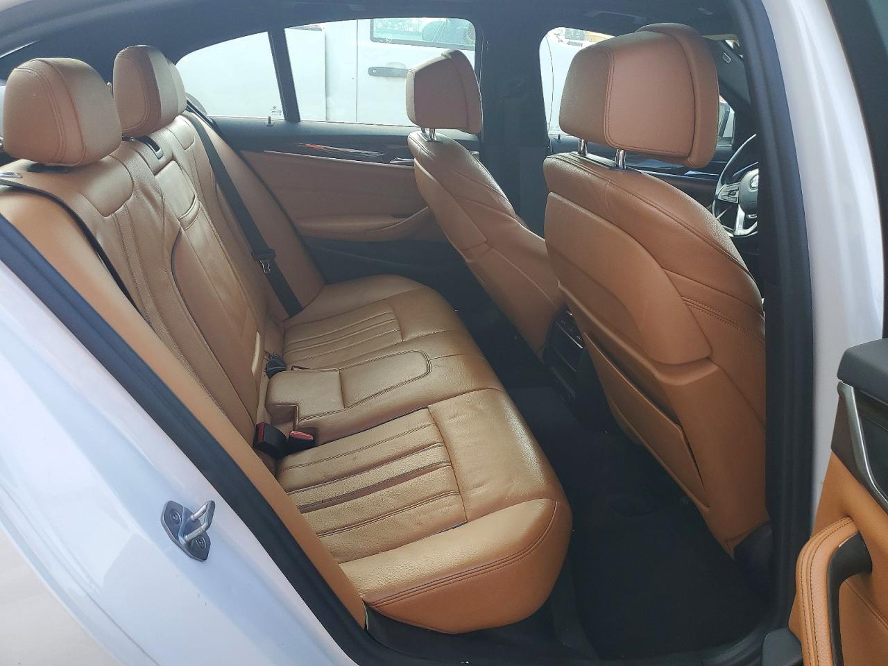 2018 BMW 530E photo 10