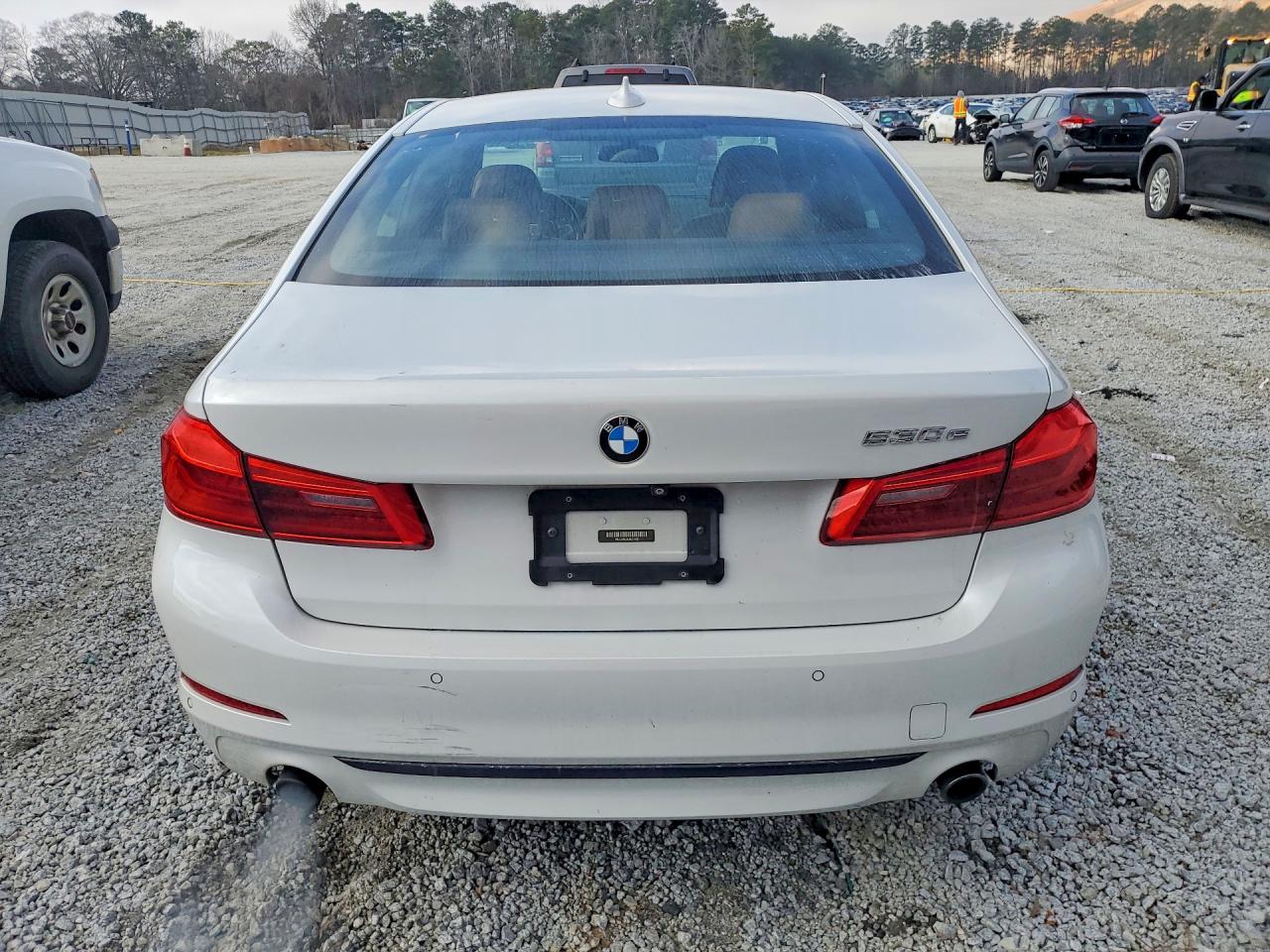 2018 BMW 530E photo 6