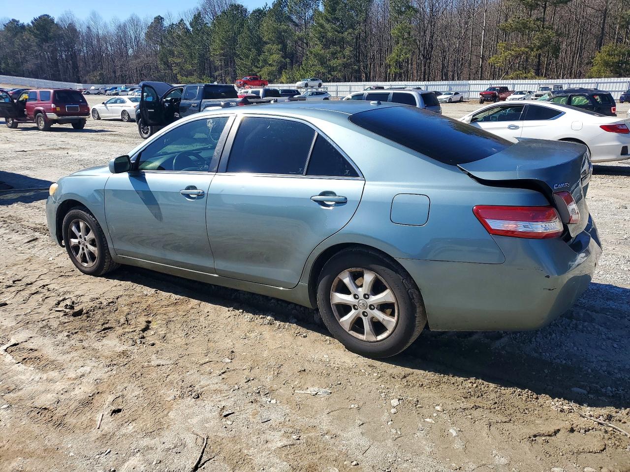 2010 TOYOTA CAMRY BASE photo 2