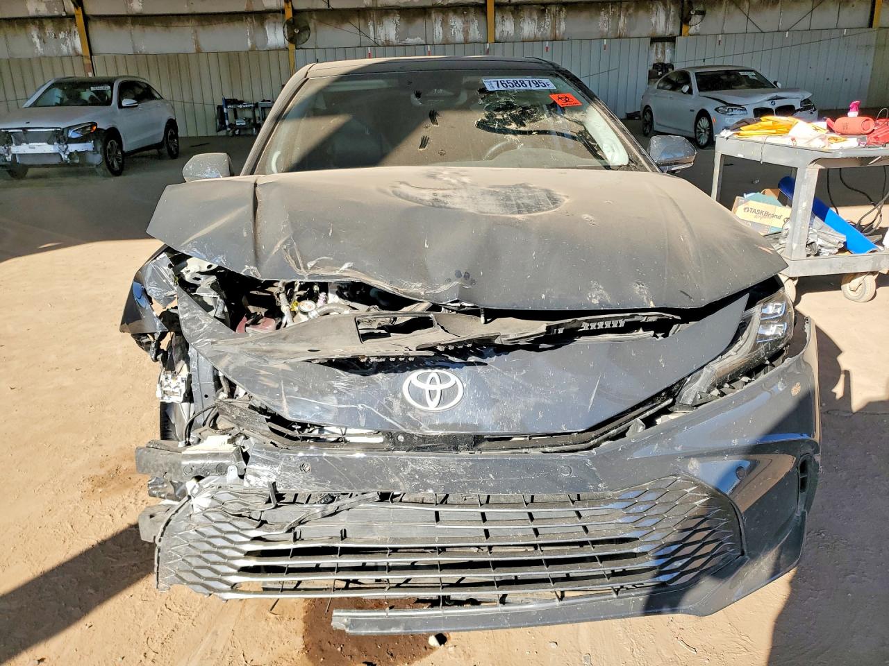 2025 TOYOTA CAMRY XSE photo 5