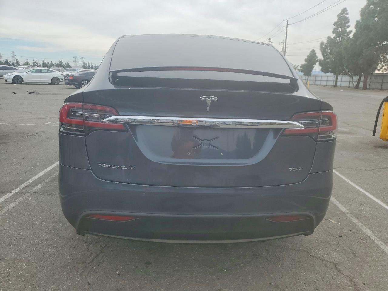 2018 TESLA MODEL X photo 6