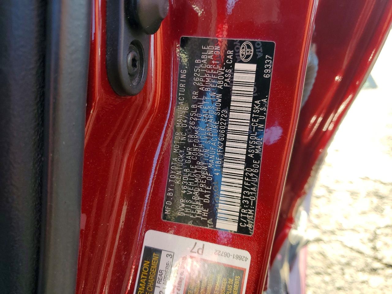 2016 TOYOTA CAMRY LE photo 12