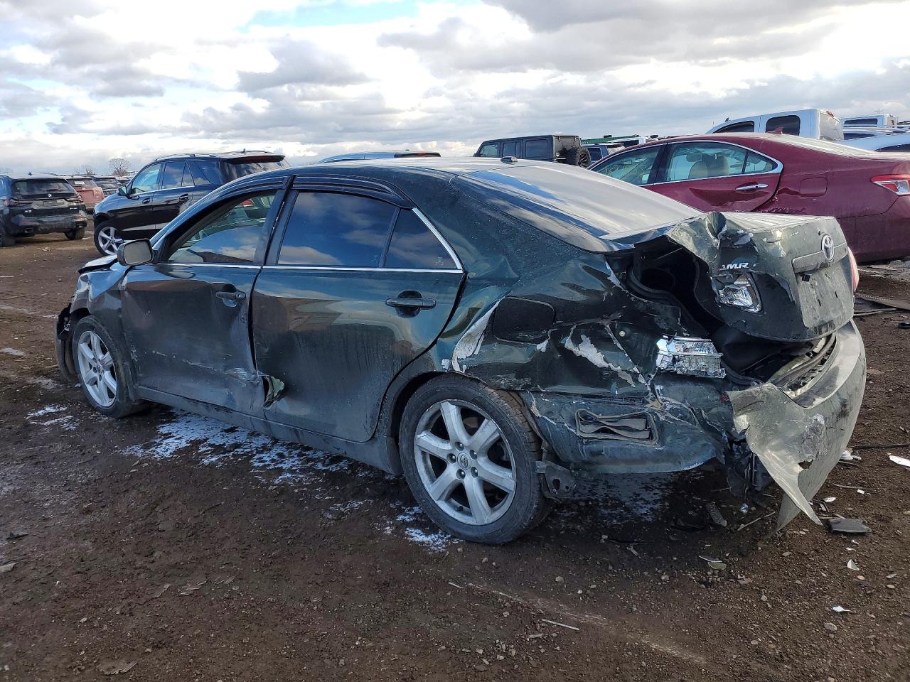 2010 TOYOTA CAMRY LE photo 2