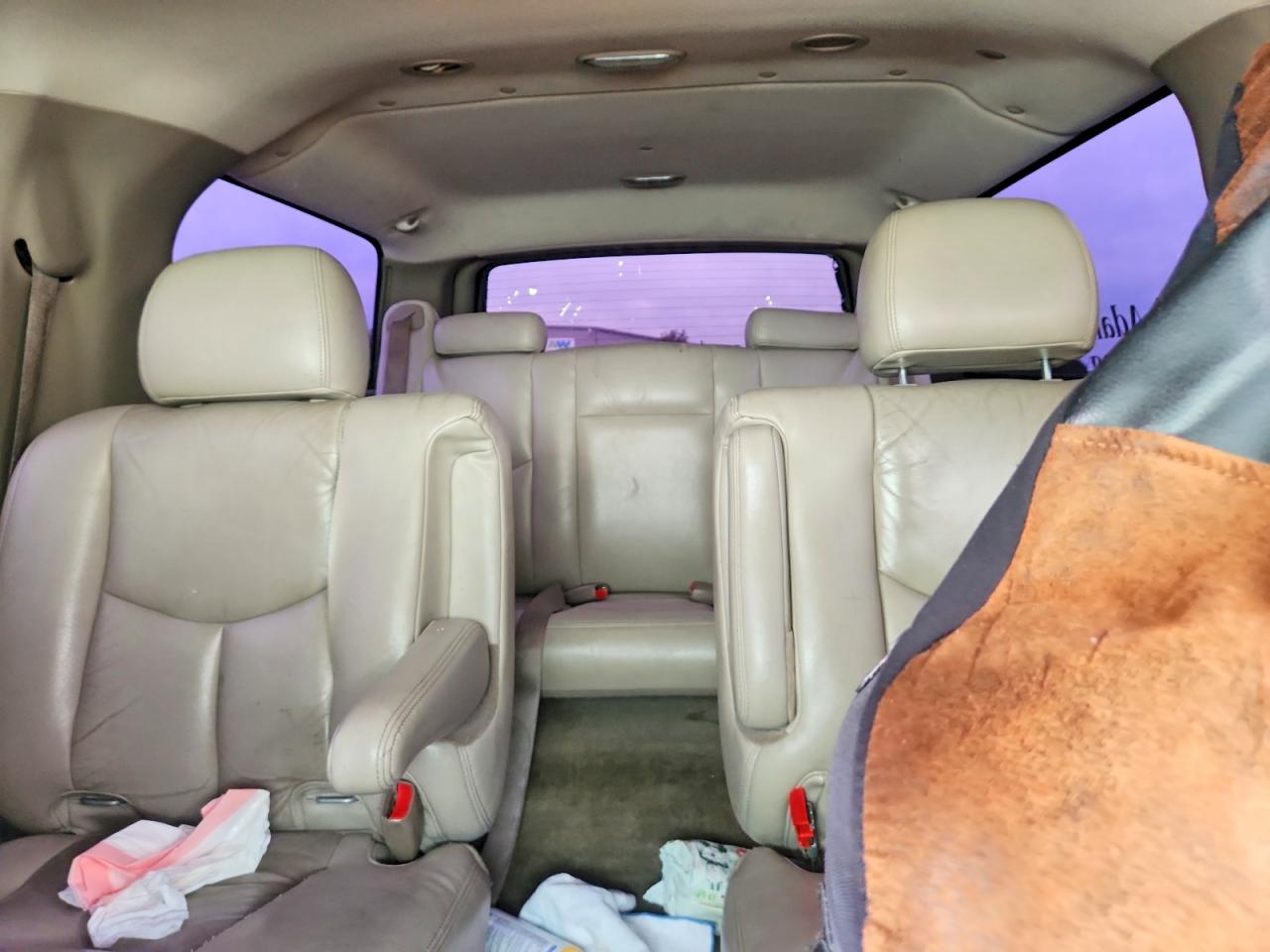 2005 CHEVROLET SUBURBAN C1500 photo 10
