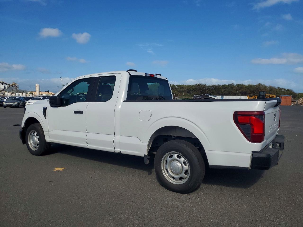 2025 FORD F150 XL photo 3