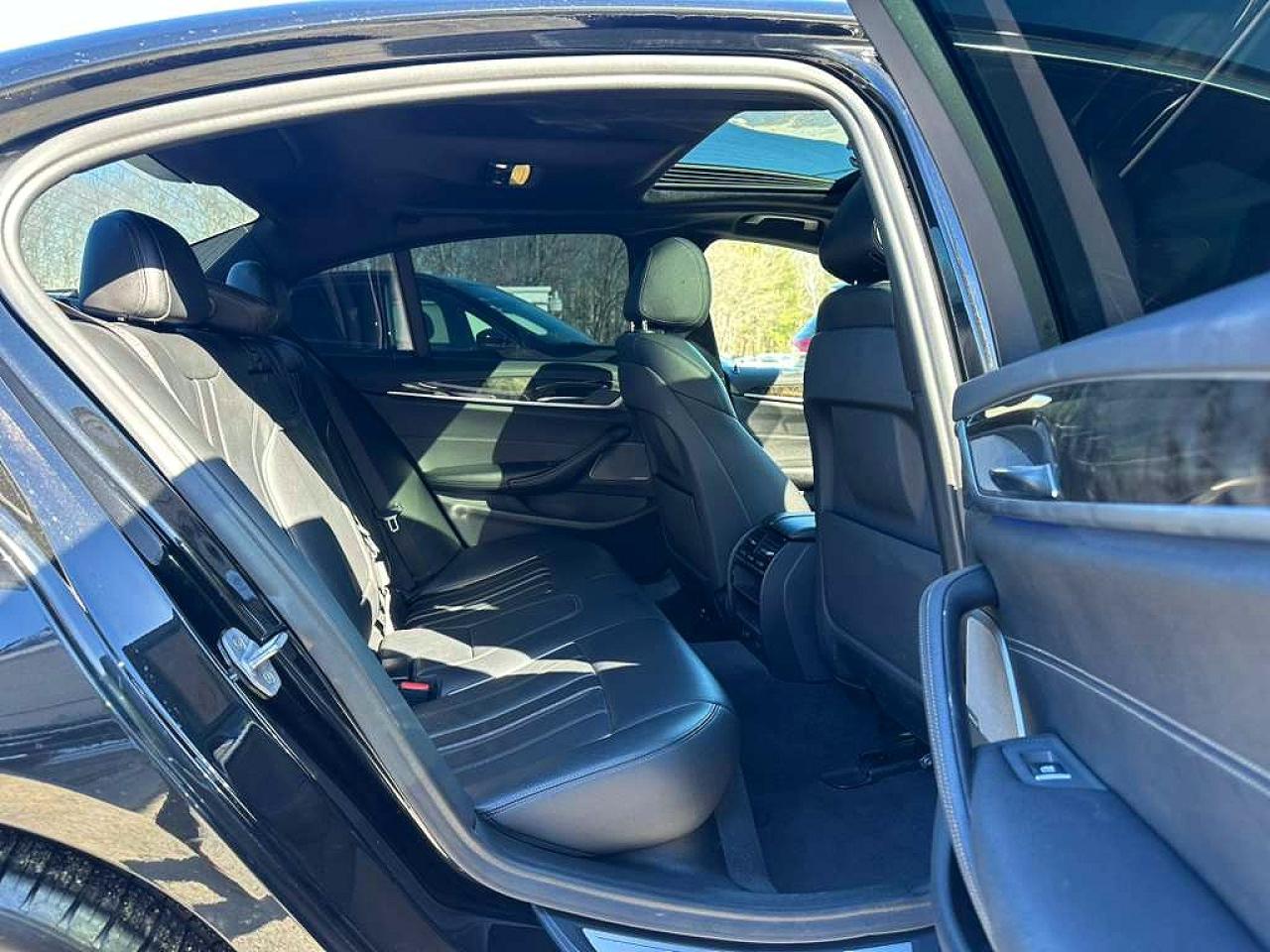 2018 BMW 530E photo 6