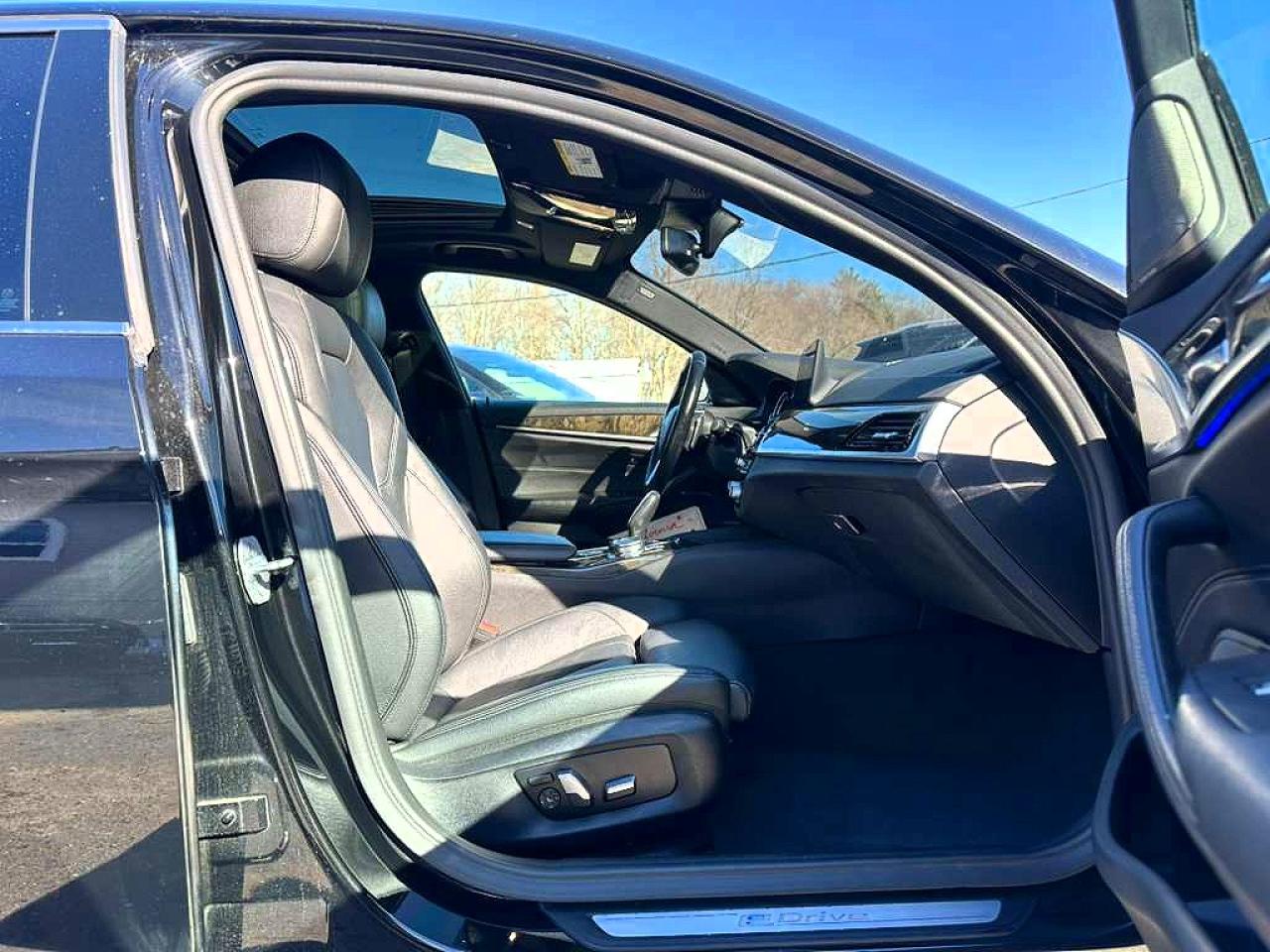 2018 BMW 530E photo 7