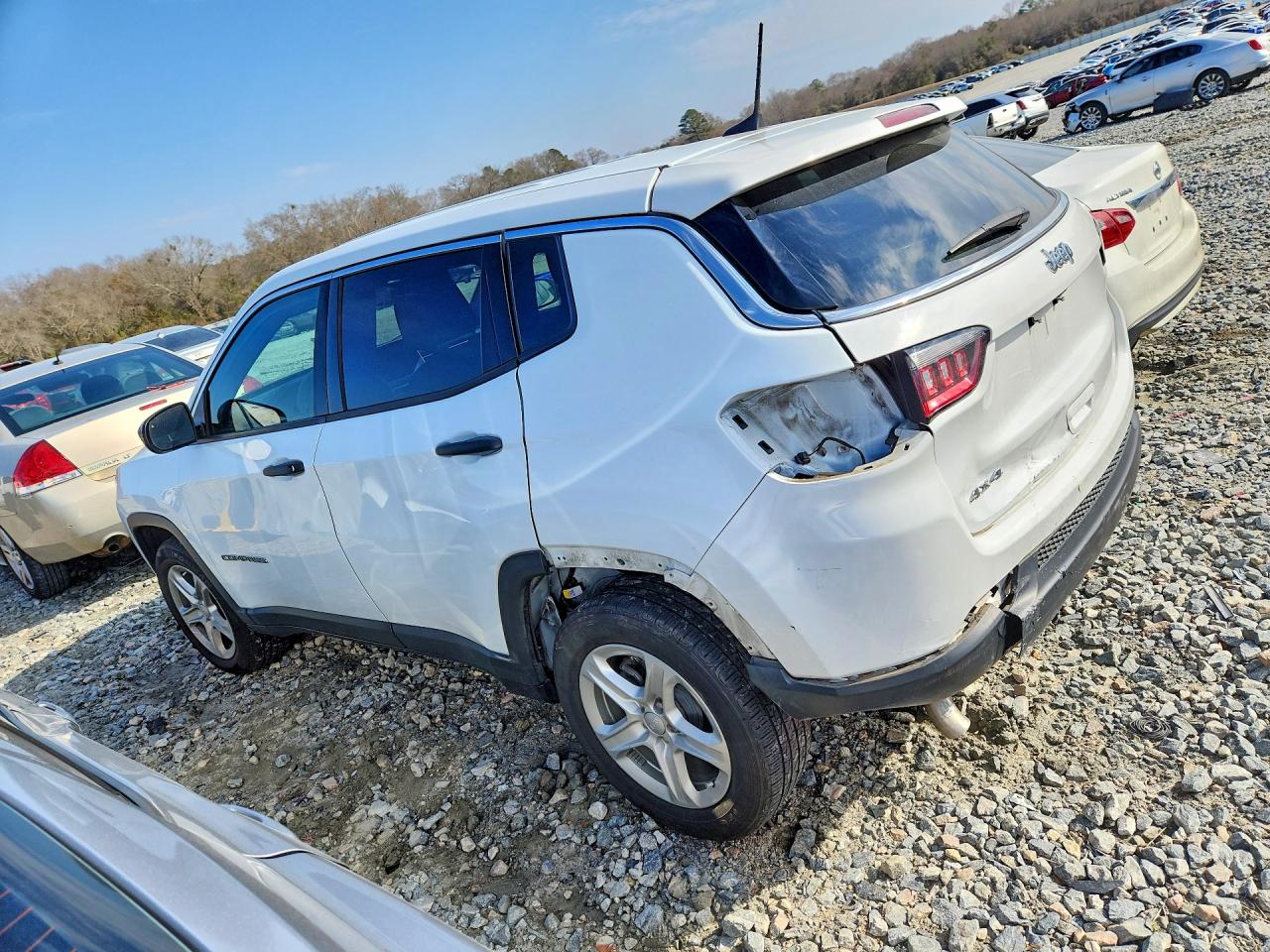 2024 JEEP COMPASS SPORT photo 2
