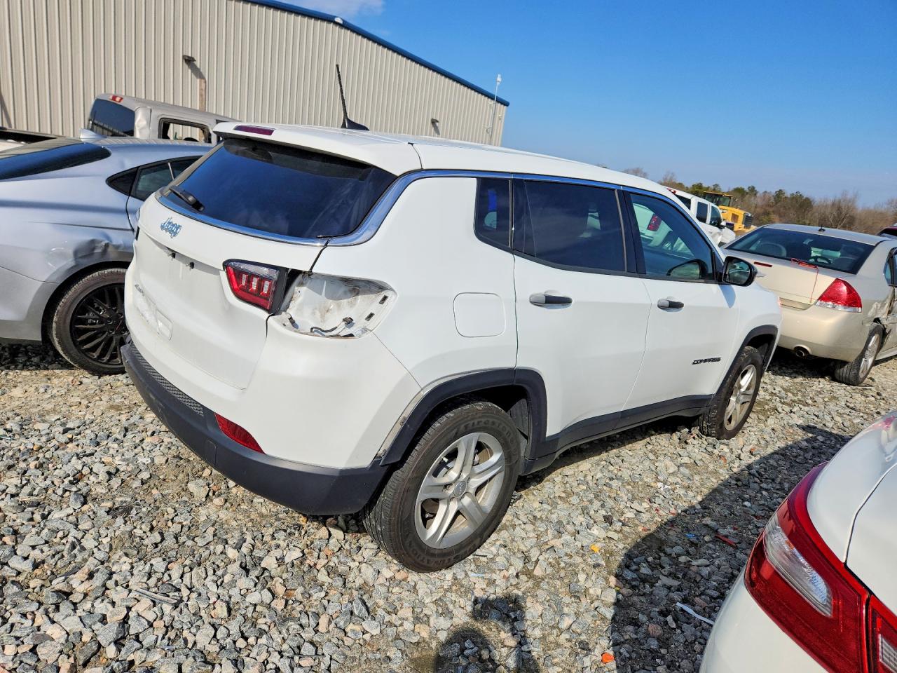 2024 JEEP COMPASS SPORT photo 3