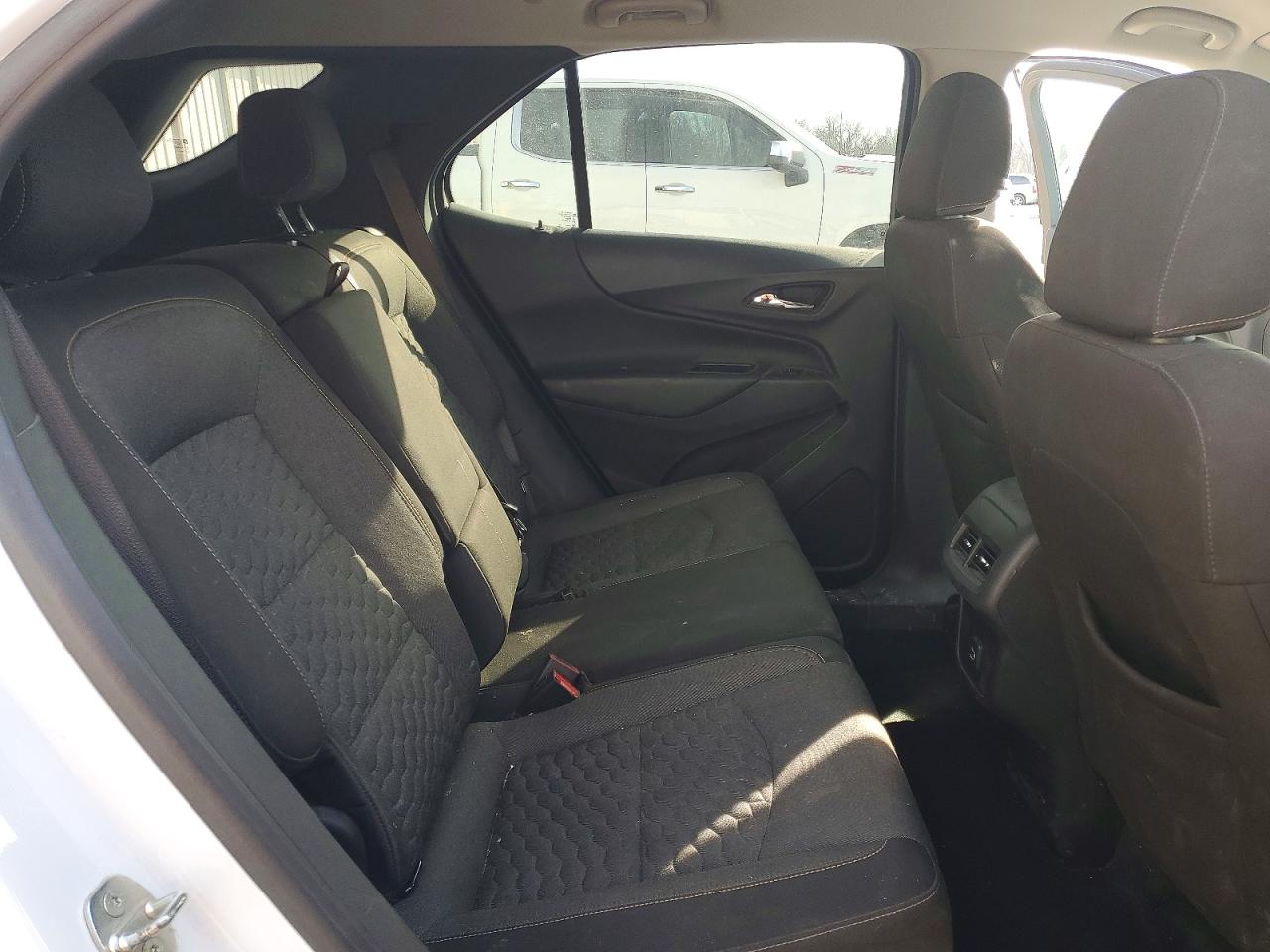 2021 CHEVROLET EQUINOX LT photo 21