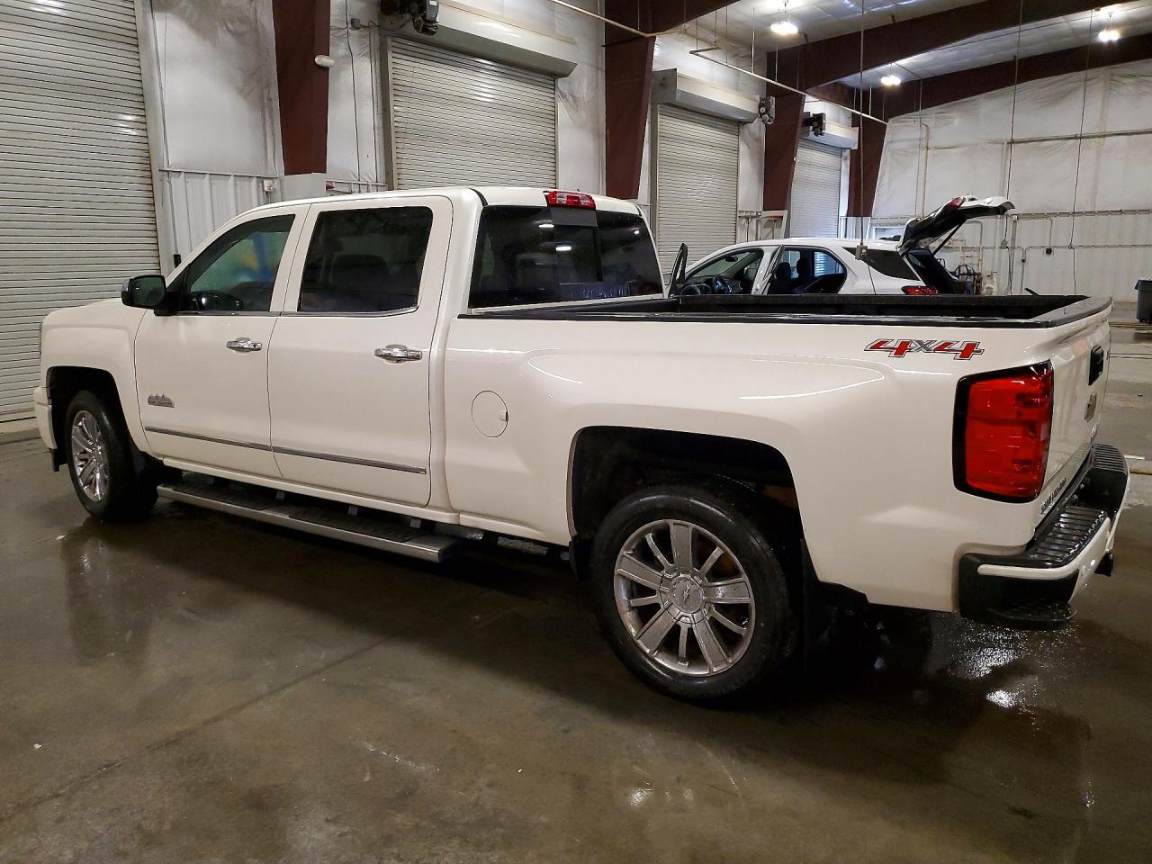 2015 CHEVROLET SILVERADO K1500 HIGH COUNTRY photo 2