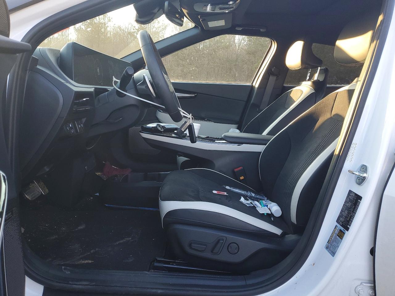 2023 KIA EV6 GT LINE photo 7