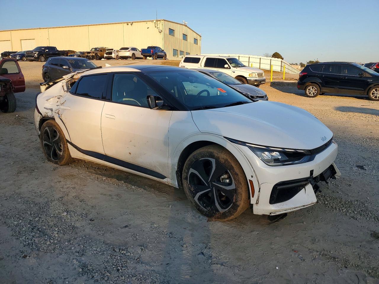 2023 KIA EV6 GT LINE photo 4