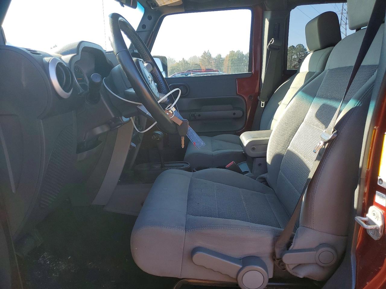 2008 JEEP WRANGLER UNLIMITED SAHARA photo 13