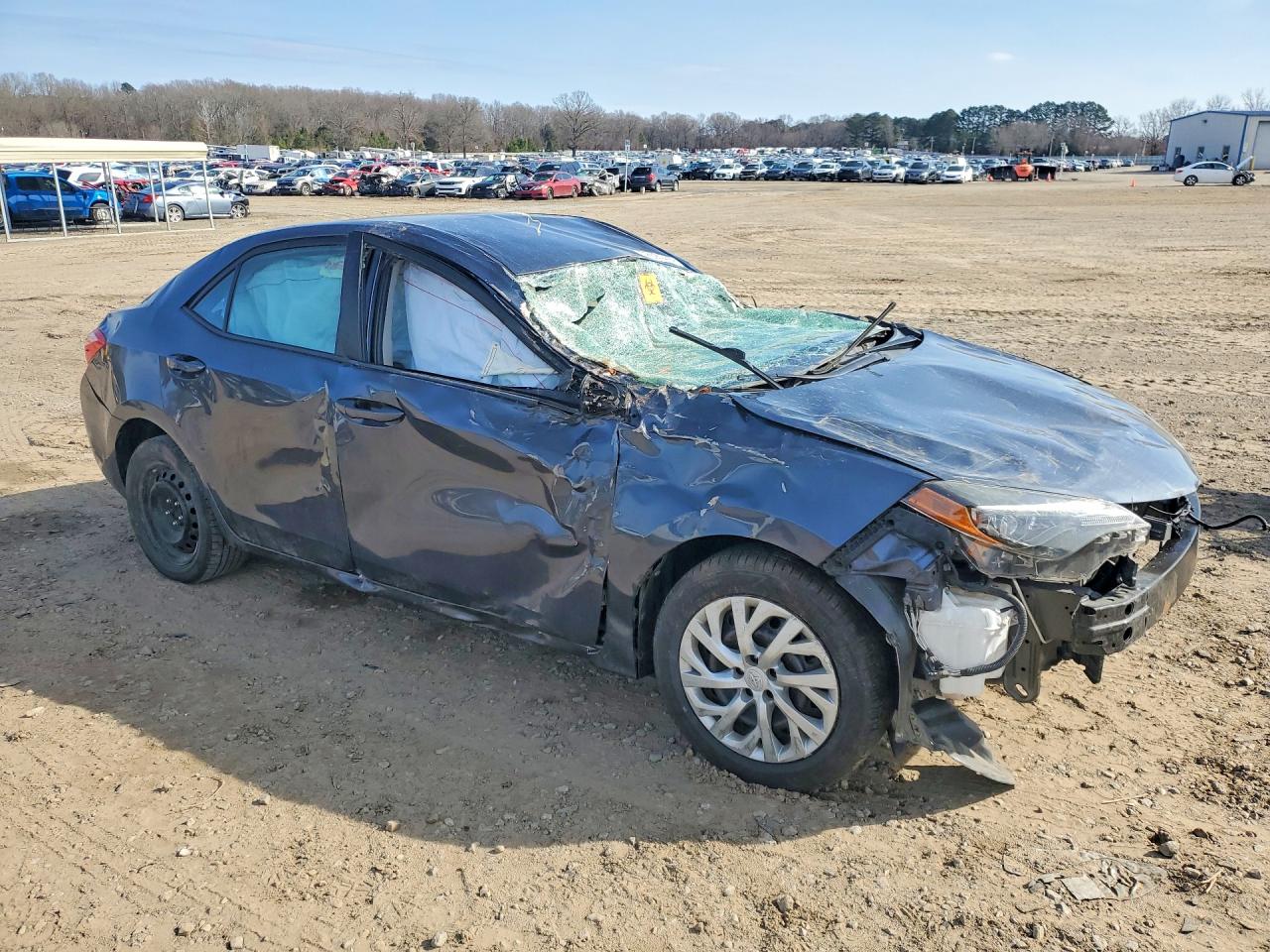 2017 TOYOTA COROLLA L photo 4