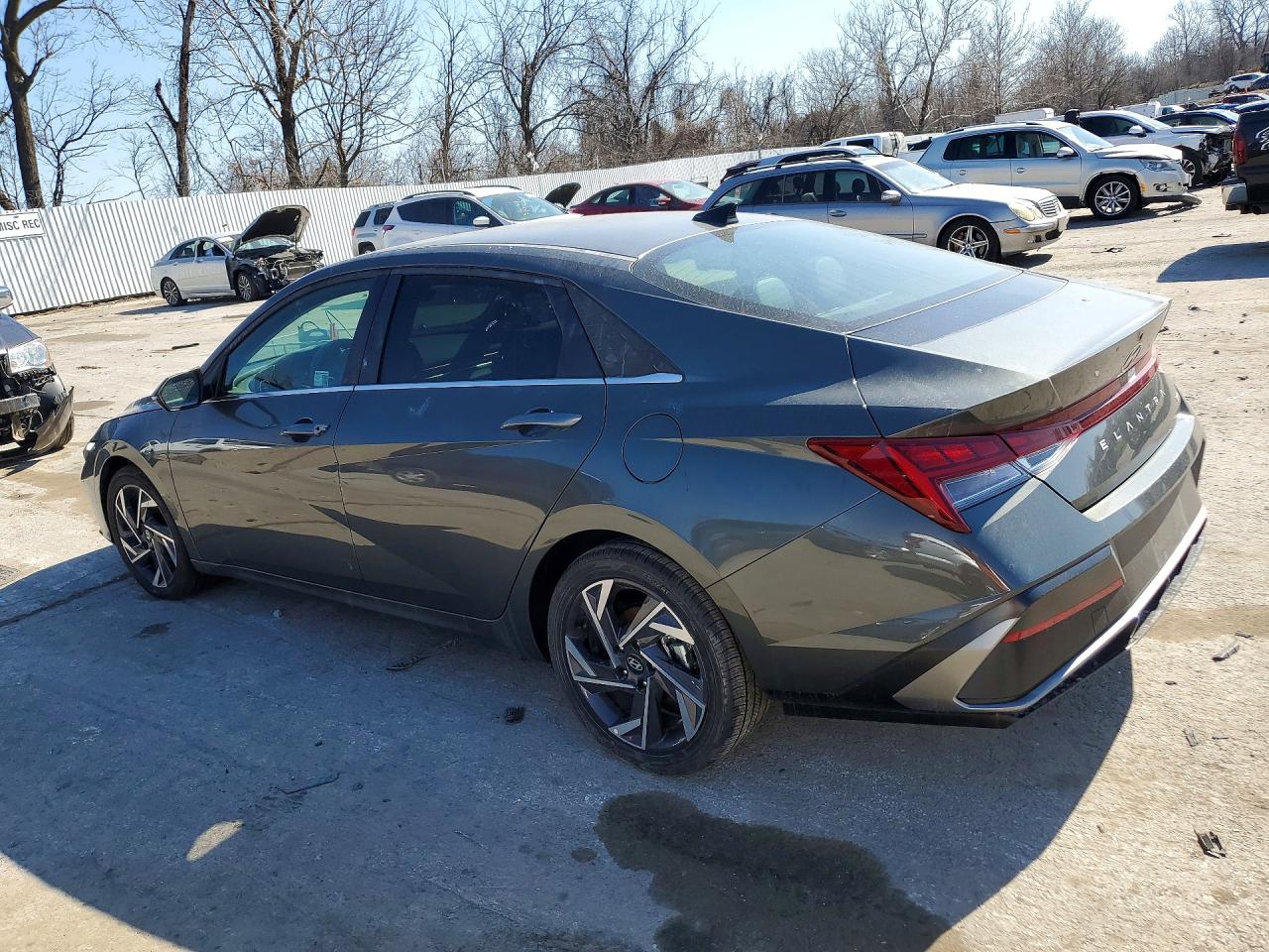 2025 HYUNDAI ELANTRA LIMITED photo 4