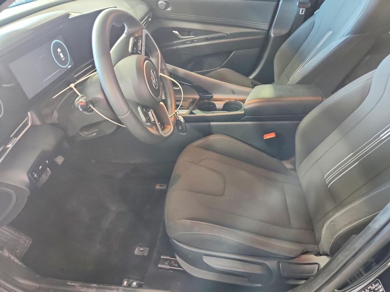 2023 HYUNDAI ELANTRA SEL photo 19