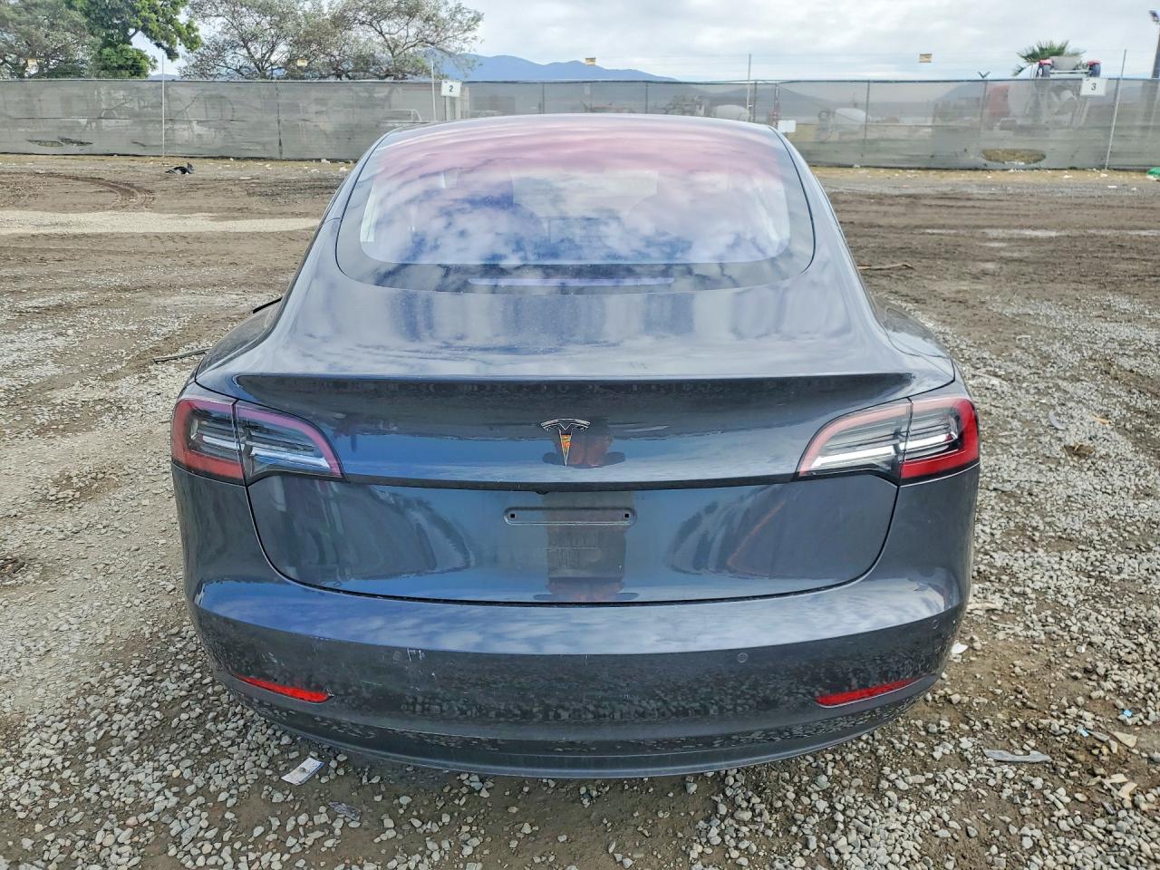 2018 TESLA MODEL 3 photo 6