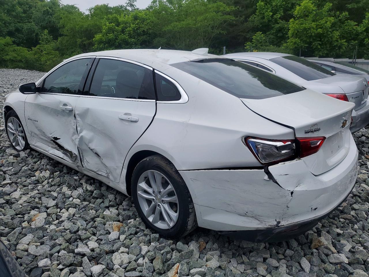 2018 CHEVROLET MALIBU LT photo 4
